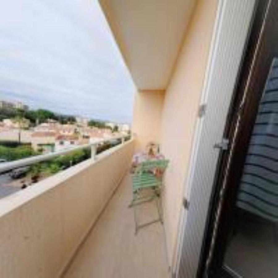 Les Galaxies Studio Avec Balcon 20 Mn De La